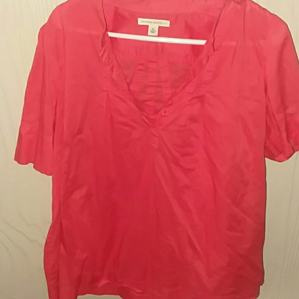 Flirty summer shirt